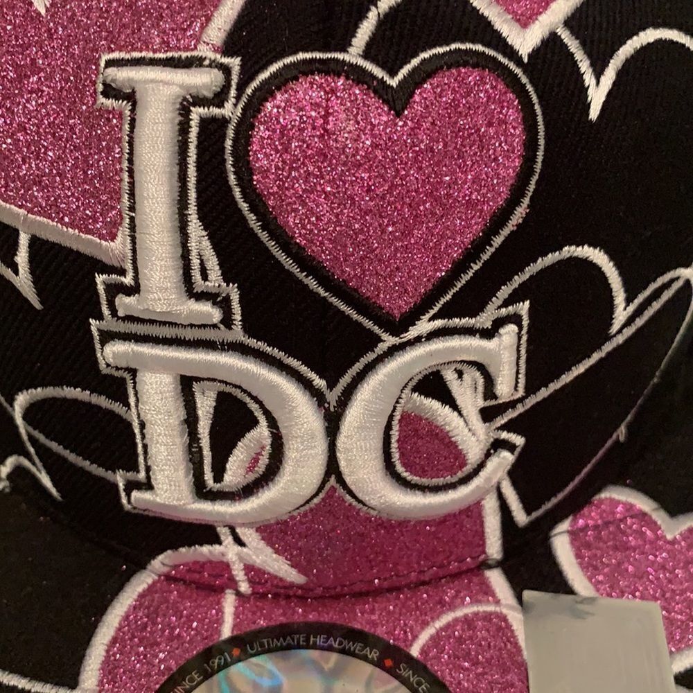 I Love DC Baseball Cap - Picture 2 of 7